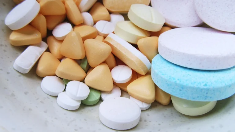ce contine vitalin plus
